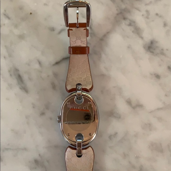 Gucci ladies watch - Picture 5 of 6